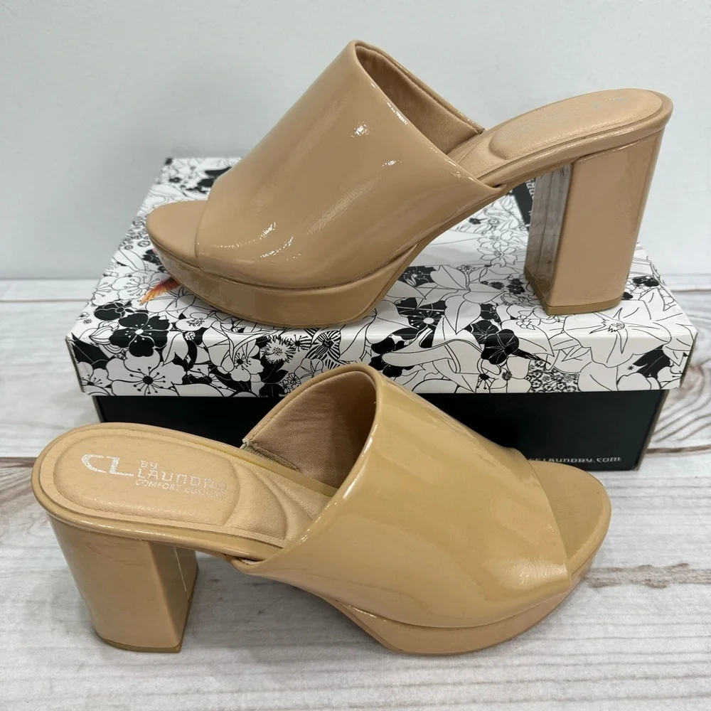 Chinese Laundry NEW Tan Faux Patent Leather Block Heel Slip On Open Toe Mules